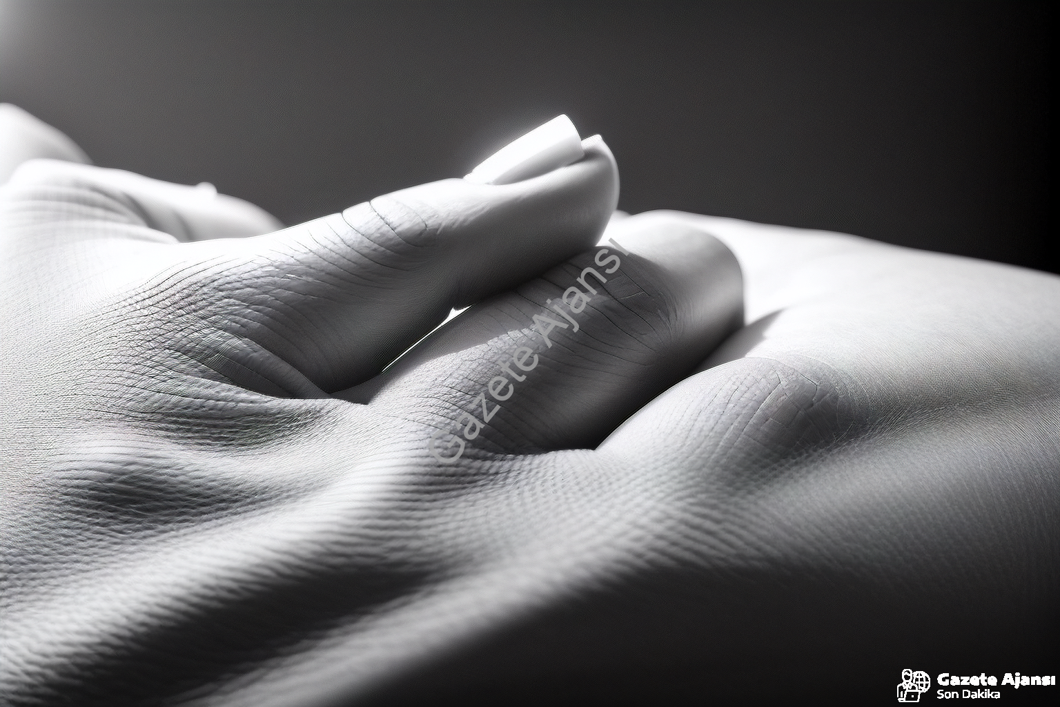 baş parmak seğirmesi neden olur