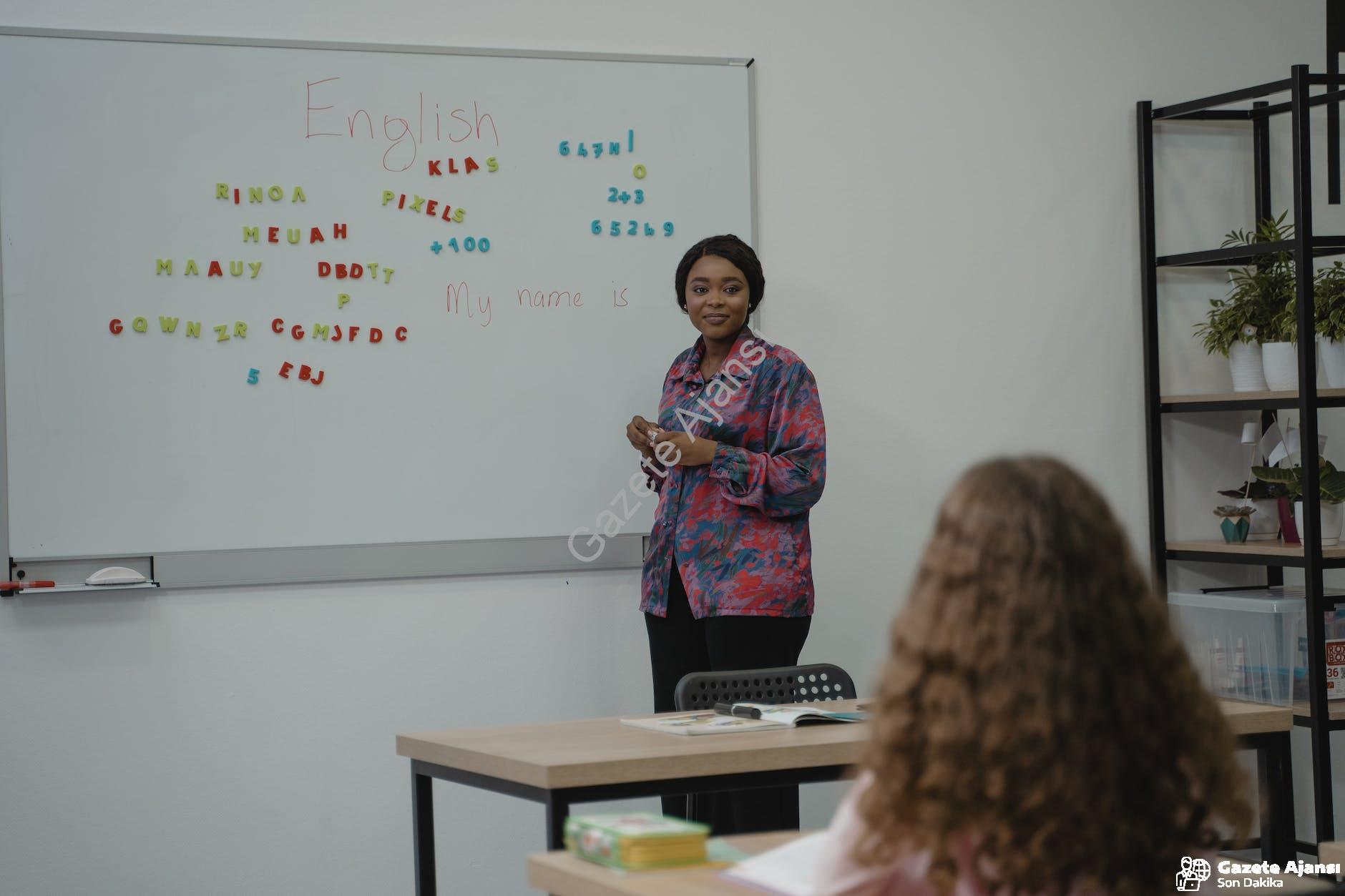 Eğlenceli ve Pratik: İngilizce Kelime Öğrenme Tüyoları